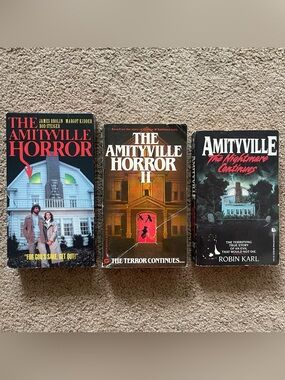 The Amityville Horror VHS 1979 Horror Movie + 1980s Paperback Books Lot